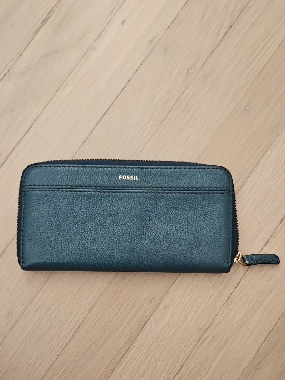 Fossil Teal Leather Zip Wallet with Gold Hardware